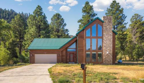 Four-Bedroom Holiday Home