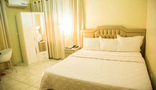 Double or Twin Room with Private Bathroom