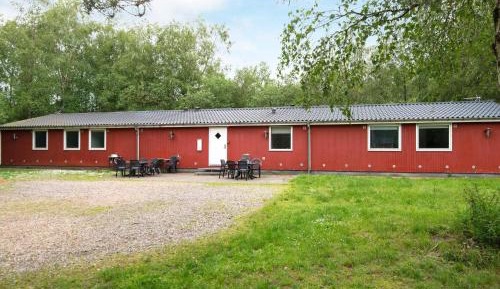 Ten-Bedroom Holiday Home