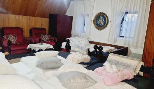Double Room with Shared Bathroom