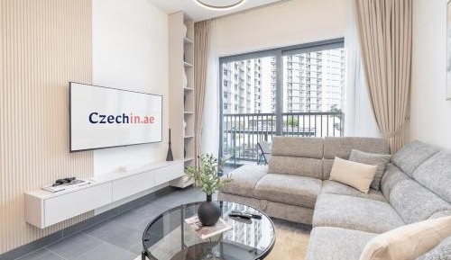 One-Bedroom Apartment with Balcony
