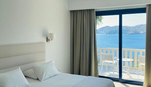 Two-Bedroom Bungalow with Sea View