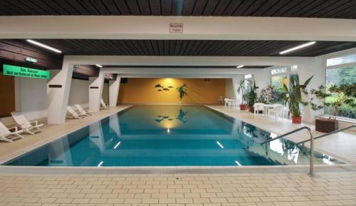 One-Bedroom Apartment with View