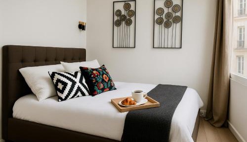 Deluxe Queen Room with Two Queen Beds