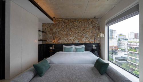Suite with Spa Bath