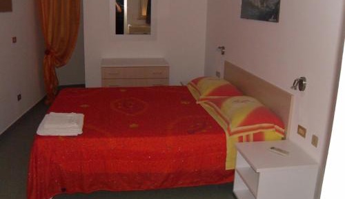 One-Bedroom Apartment with Sea View (3 Adults)