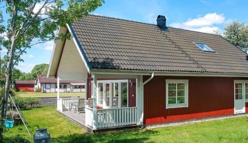 Three-Bedroom Vacation Home 