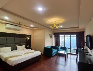 Superior Queen Room