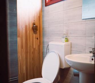 Quadruple Room with Private Bathroom