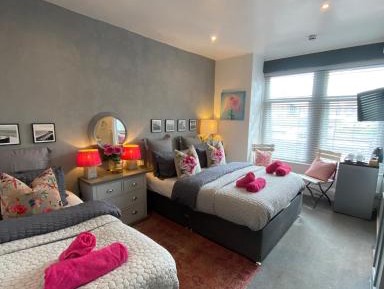 Triple Room with Bathroom
