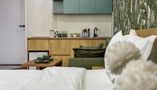 Studio with Spa Bath