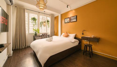 Three-Bedroom Deluxe Apartment