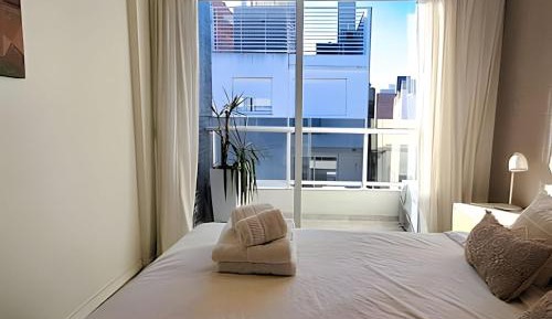 One-Bedroom Apartment with Balcony