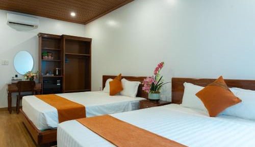 King Room with Two King Beds