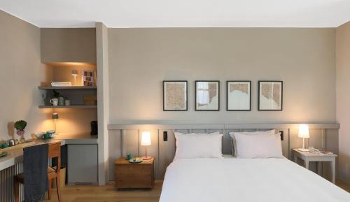 Double Room with Private Bathroom