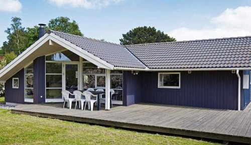 Four-Bedroom Holiday Home