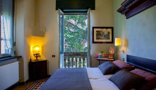 Double or Twin Room with Lake View