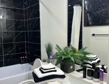 Queen Room with Shared Bathroom