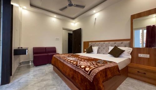 Deluxe Double Room with Balcony