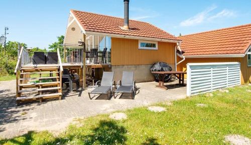 Four-Bedroom Holiday Home