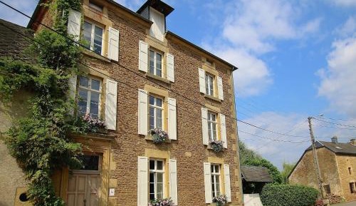 Four-Bedroom Holiday Home