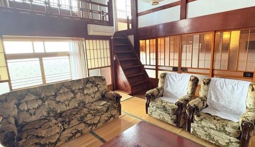 Three-Bedroom Holiday Home 