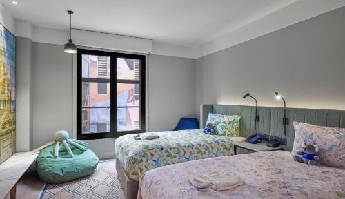 Family Room with Two Bathrooms