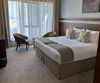 Deluxe King Room