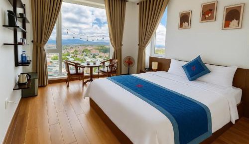 Double Room with Mountain View