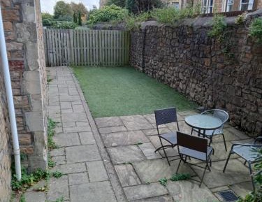 2 Bedroom Executive Apartment (ground floor - private entrance)