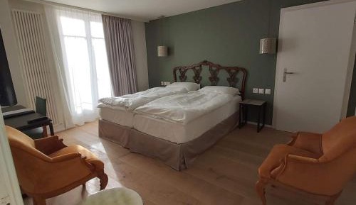 Junior Suite with Balcony