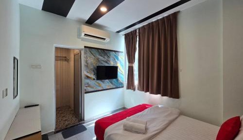 Deluxe Queen Room
