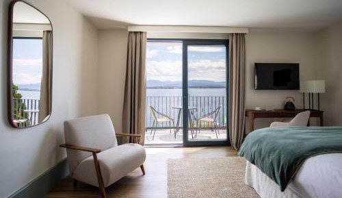 Superior Double Room with Lake View