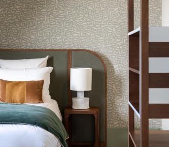 Family suite room