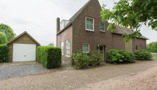 Four-Bedroom Holiday Home
