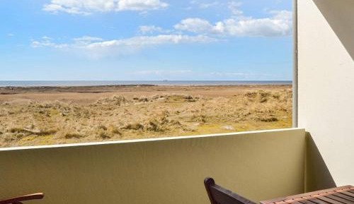 One-Bedroom Holiday Home