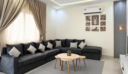 Room #1475092702