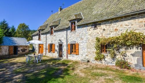 Two-Bedroom Holiday Home