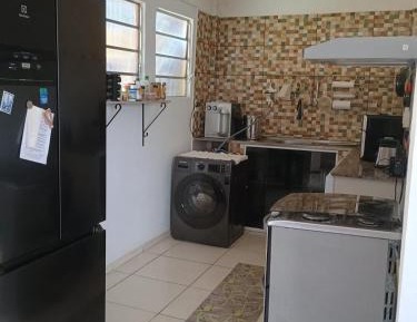 Room #1474754801