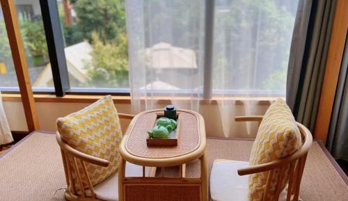 Large Double Room - Wuluo 