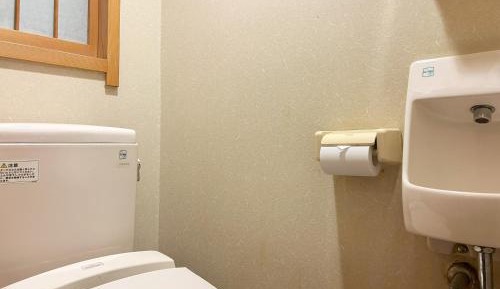 Twin Room with Shared Bathroom