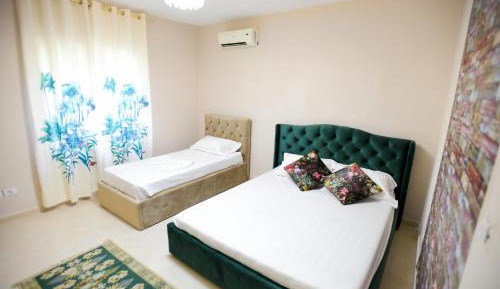 Triple Room with Garden View