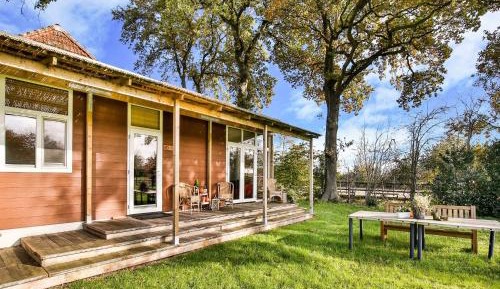 One-Bedroom Holiday Home