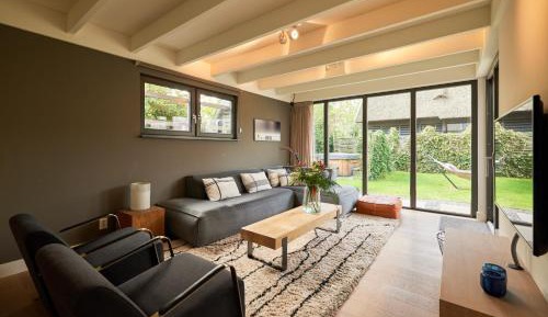 Four-Bedroom Holiday Home