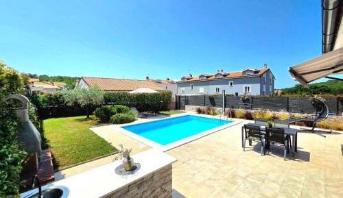 Standard Villa