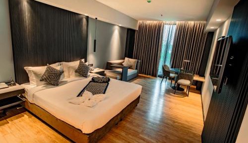 Superior King Room