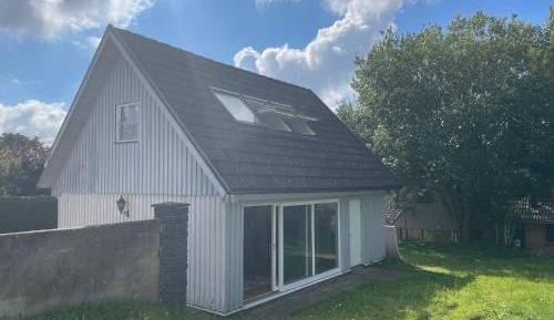 One-Bedroom Holiday Home