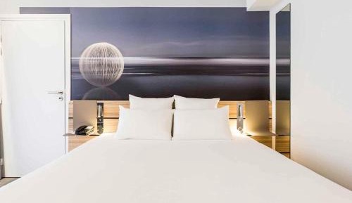 Executive Queen Room