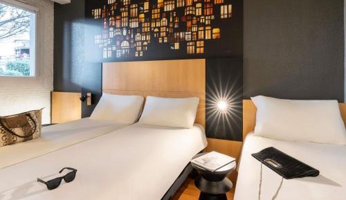 Standard Room With Three Single Beds