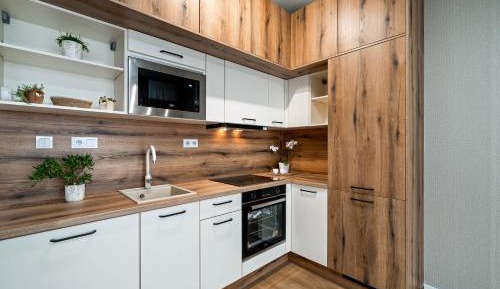 One-Bedroom Apartment with Balcony